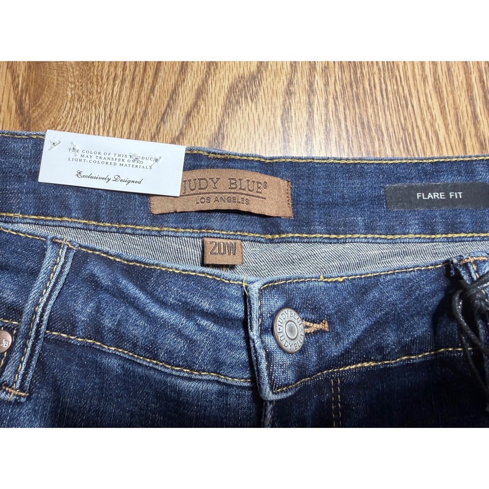 Judy Blue 20W Blue Flare Jeans High Waist Tummy Control Butt Lifting Raw Hem New - Picture 4 of 11